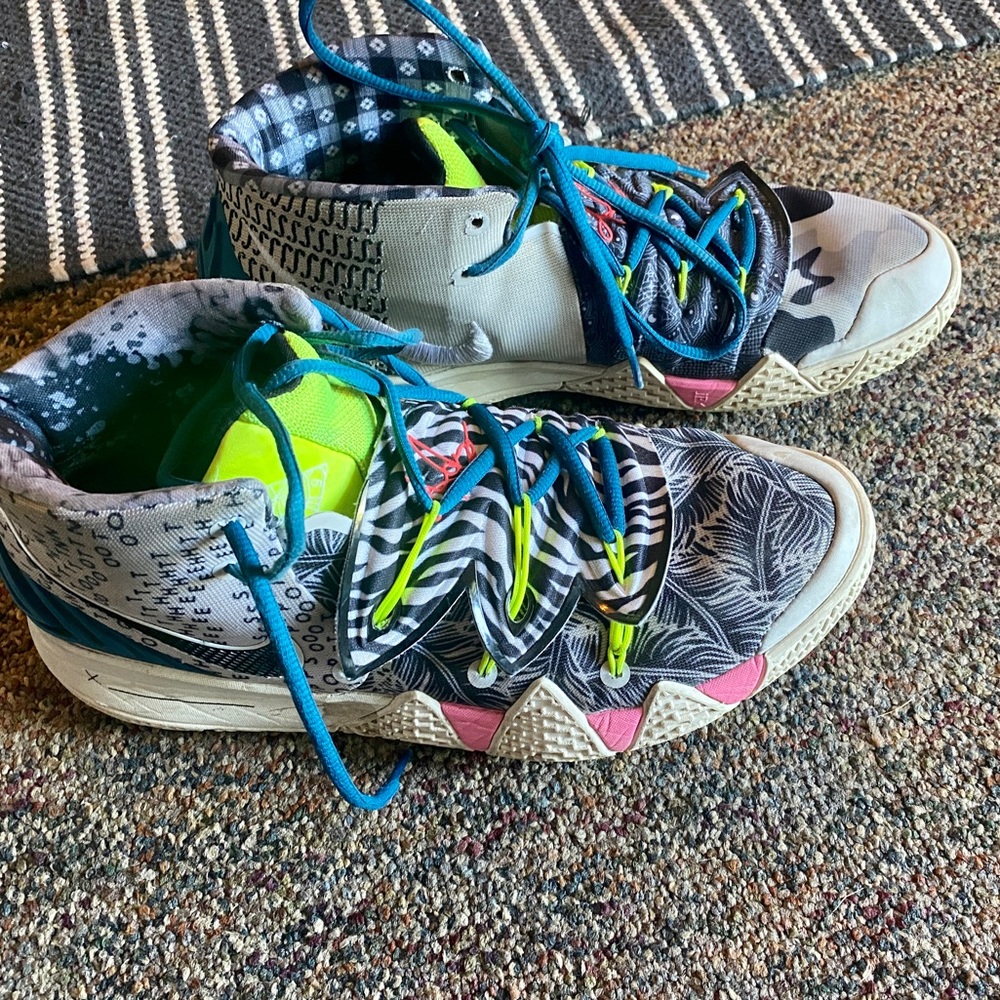 Nike Kybrid S2 “What the Neon”